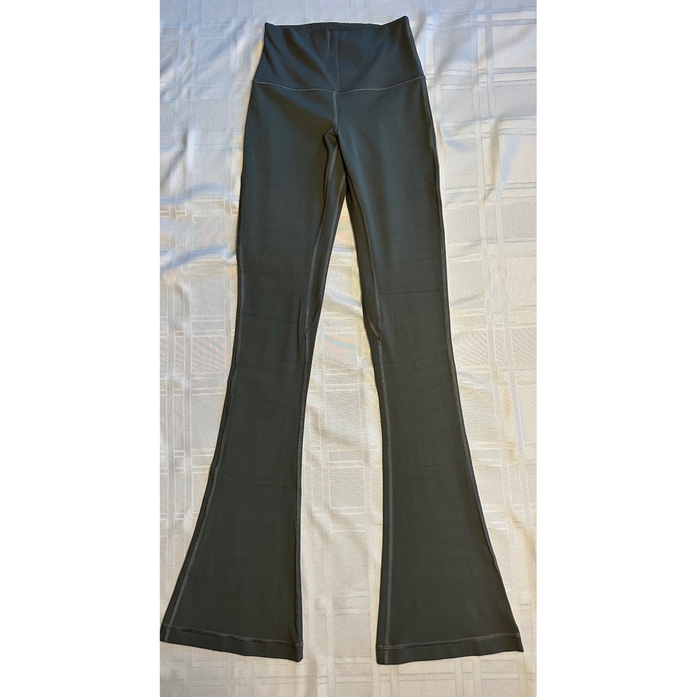 Lululemon Flared Pants Women 2 Green Groove Super-High-Rise Nulu Yoga Athleisure